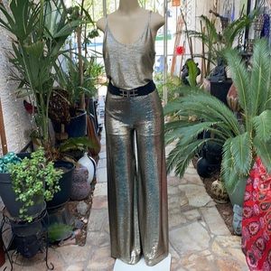 🌟🌟2PIECE GOLD STRETCH OUTFIT💛💛